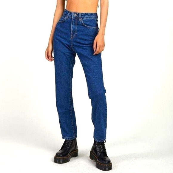 The Ragged Priest | Butt Cut Indigo Jean - Picture 3 of 7